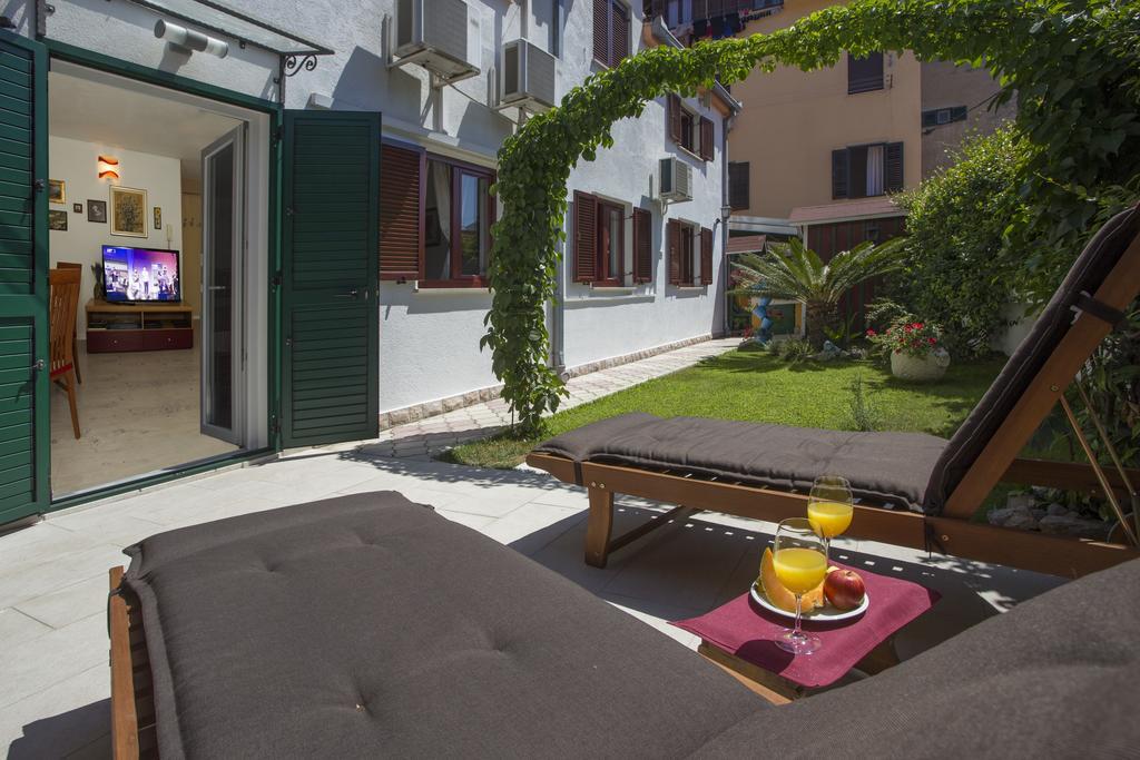 City Center Apartment Kadena Split Exterior photo