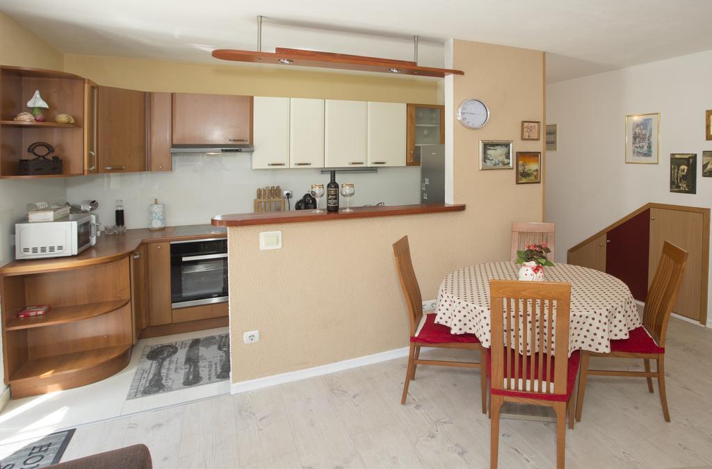 City Center Apartment Kadena Split Exterior photo